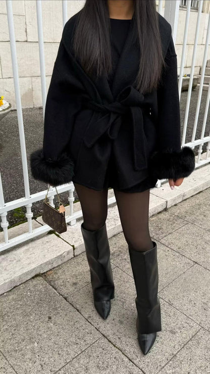 Manteau Ceinturé à Manches Fourrées