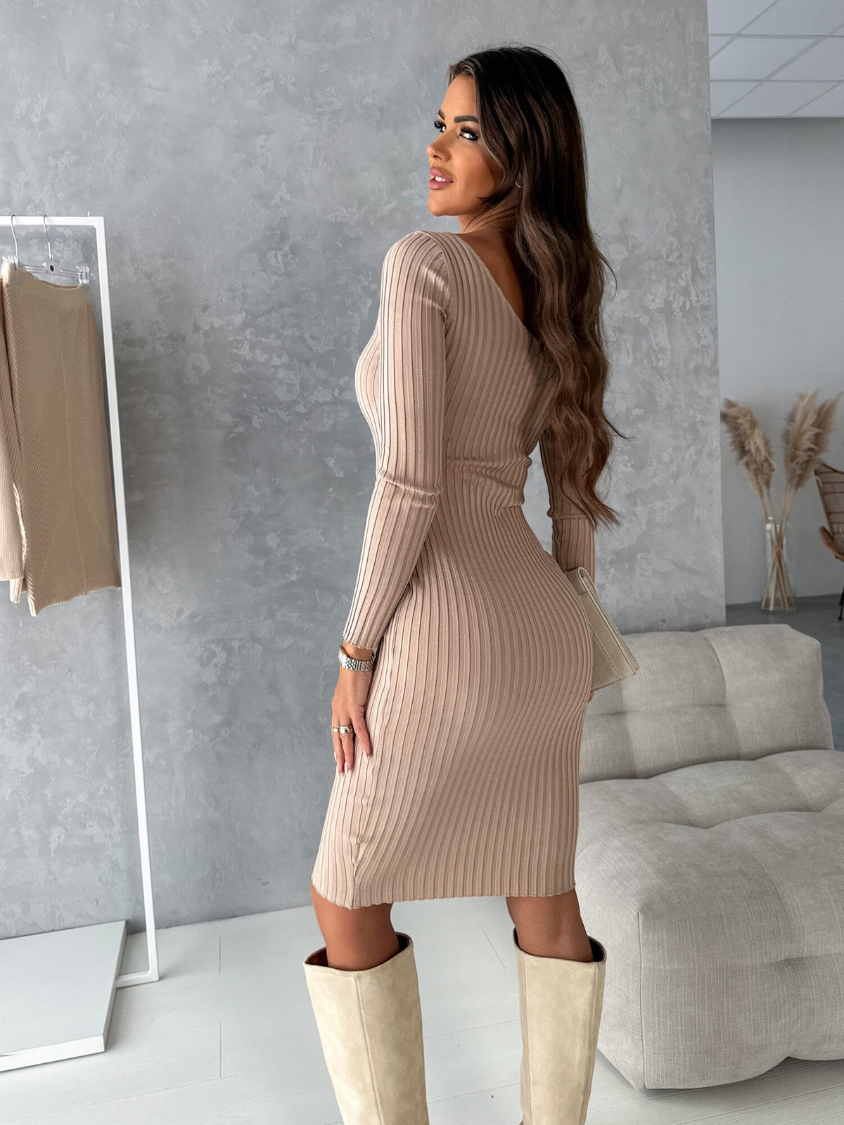 NINON | Robe Ajustée Col V