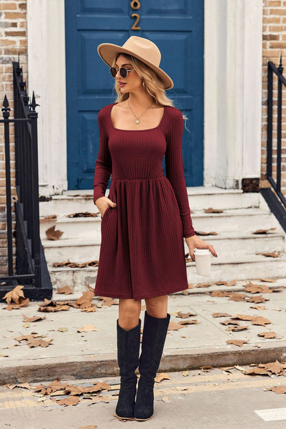 ISAURE | Robe Évasée Col Carré