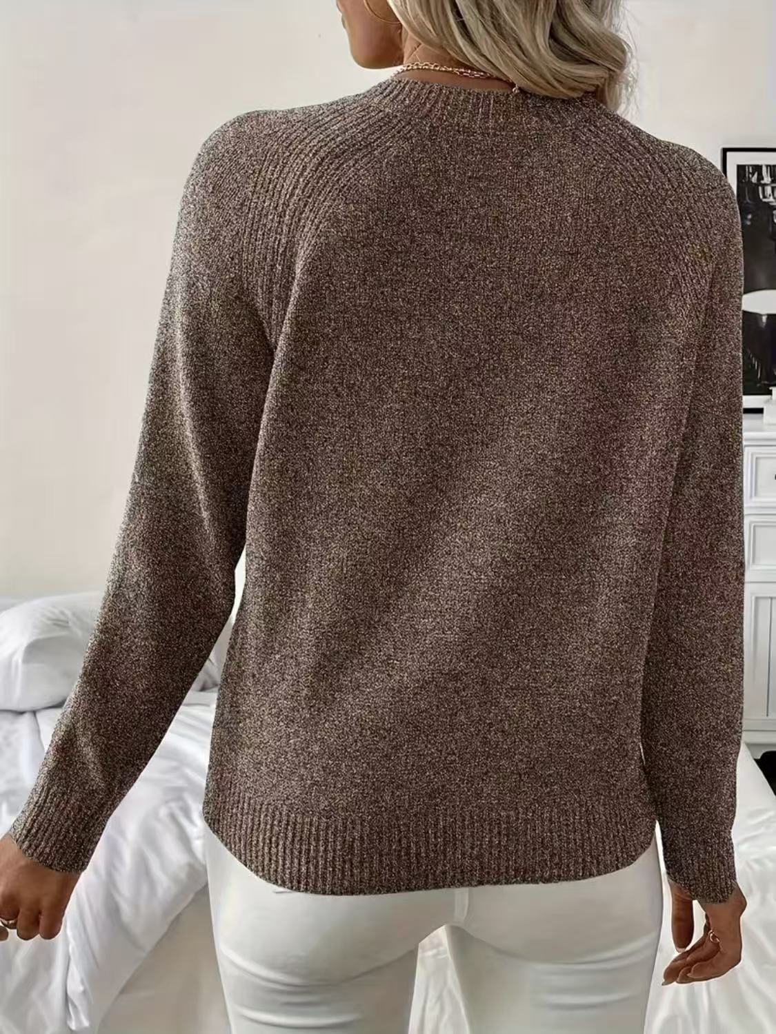 GÉRALDINE pull à boutons perlés dos